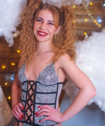Яся, 21